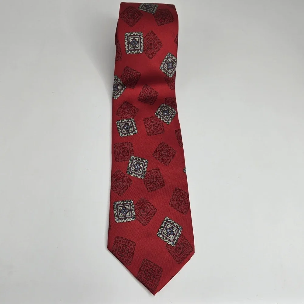 Vtg B. Altman & Co Tie Mens Silk Red Blue Geometric Medallion‎ Luxury Deadstock